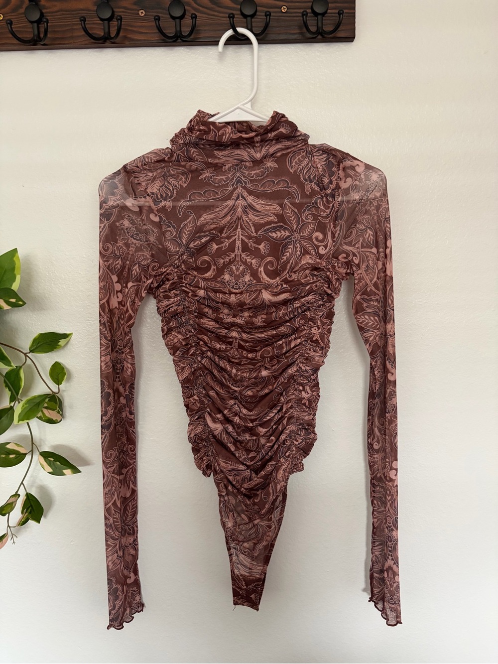 Free People Ruched Paisley Long-Sleeve Bodysuit - Mauve Brown